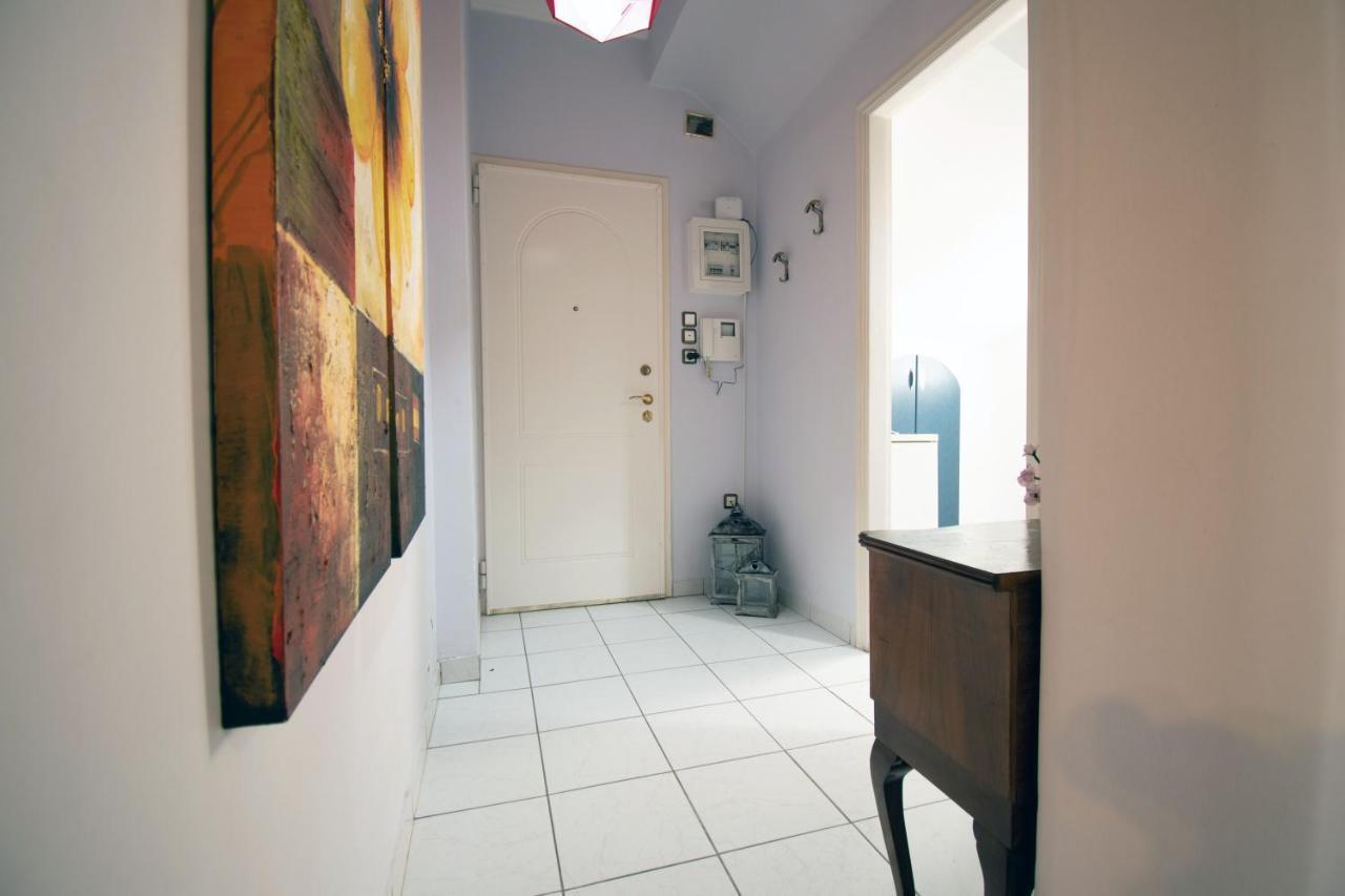 Appartement Cozy Flat In Heart Of Acropolis à Athènes Extérieur photo
